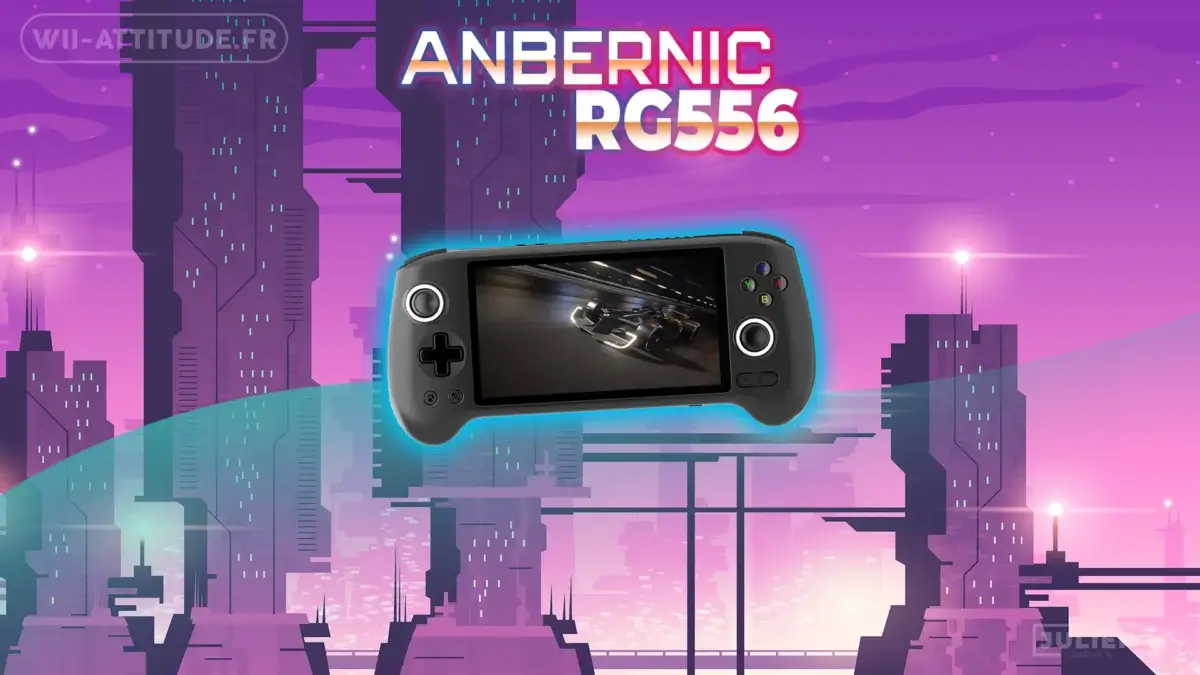 Console portable Anbernic RG556 avec écran allumé et jeux rétro en arrière-plan